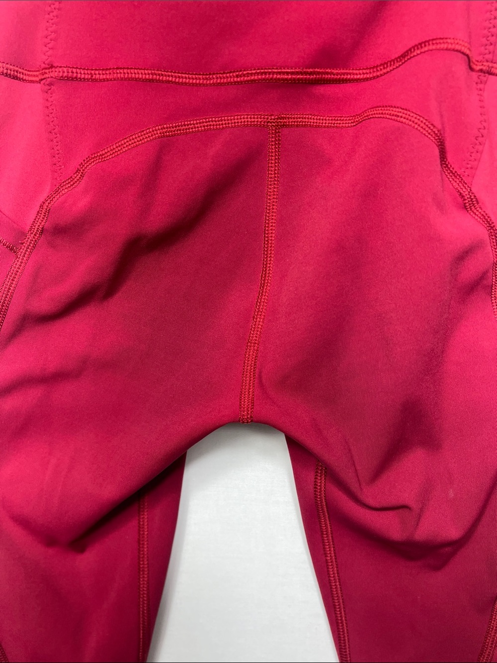 High-Waist Performance Leggings in Deep Berry - Picture 7 of 11